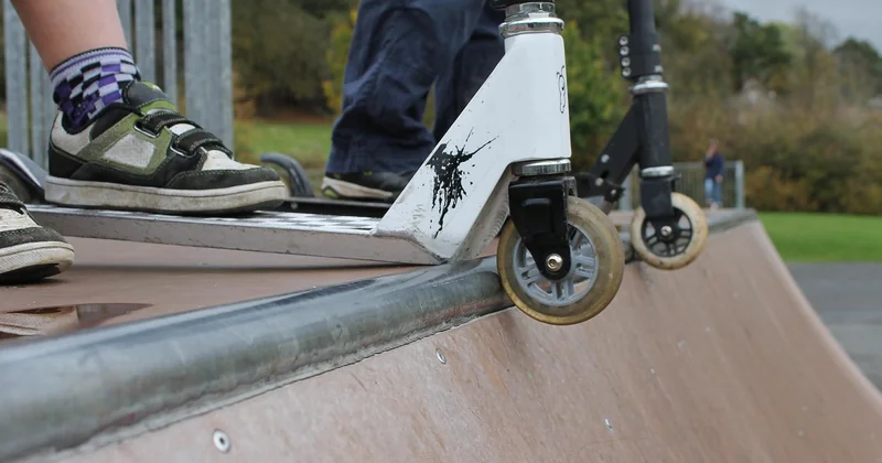 Faut-il choisir une trottinette "fille" ou "garçon" ?