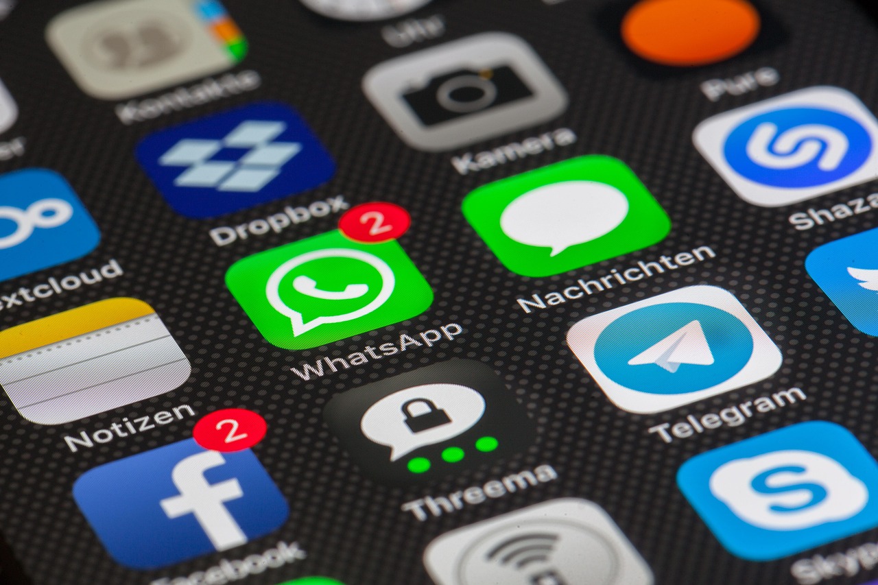 Découvrez les 15 tendances incontournables des réseaux sociaux pour 2025 – Mise à jour mi-année