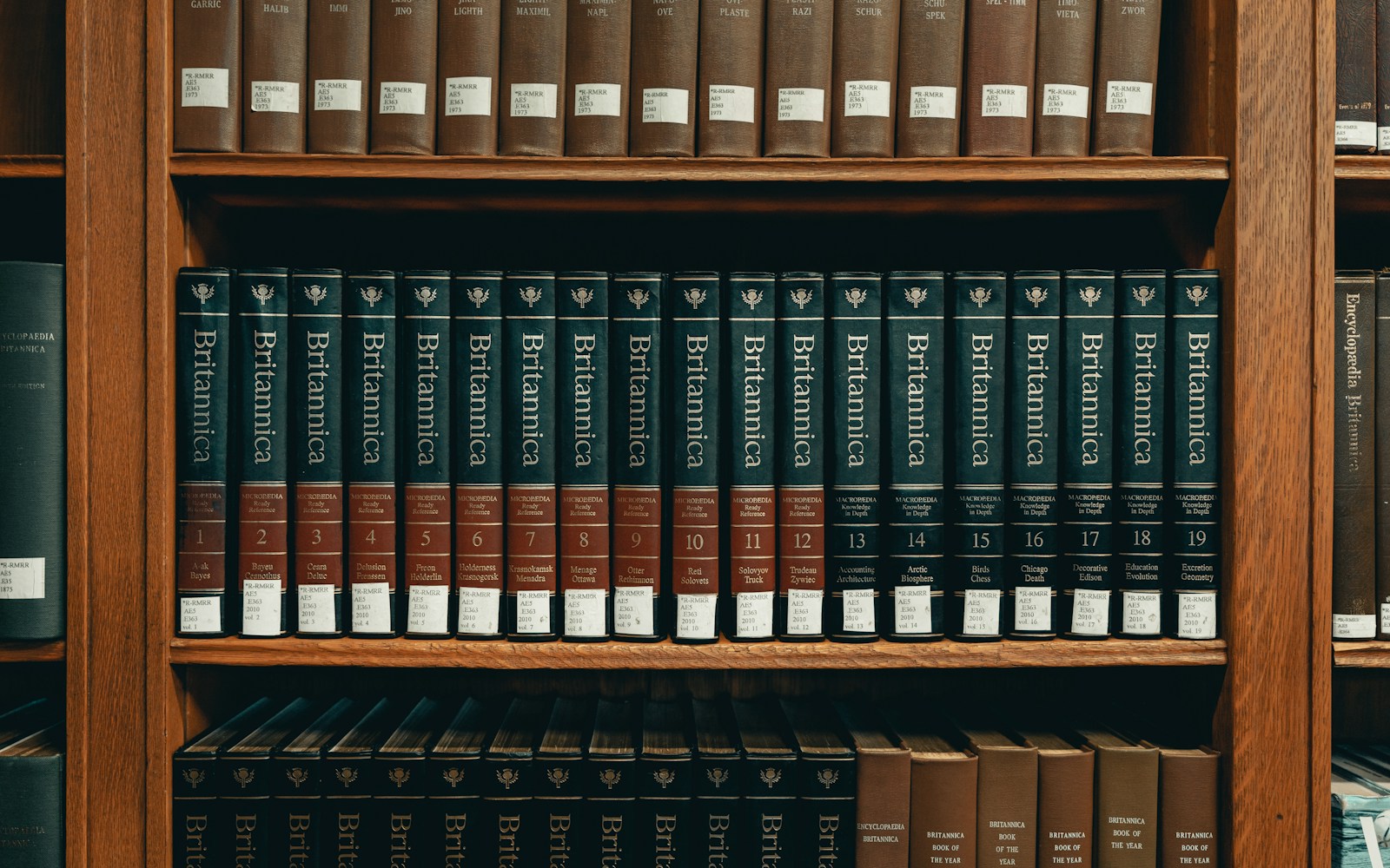 Droit du numérique : Guide complet pour sécuriser vos activités en ligne en 2024
